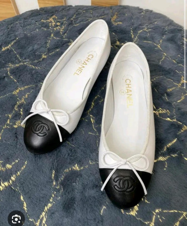 Ch*el BALLET FLATS Lambskin & Grosgrain