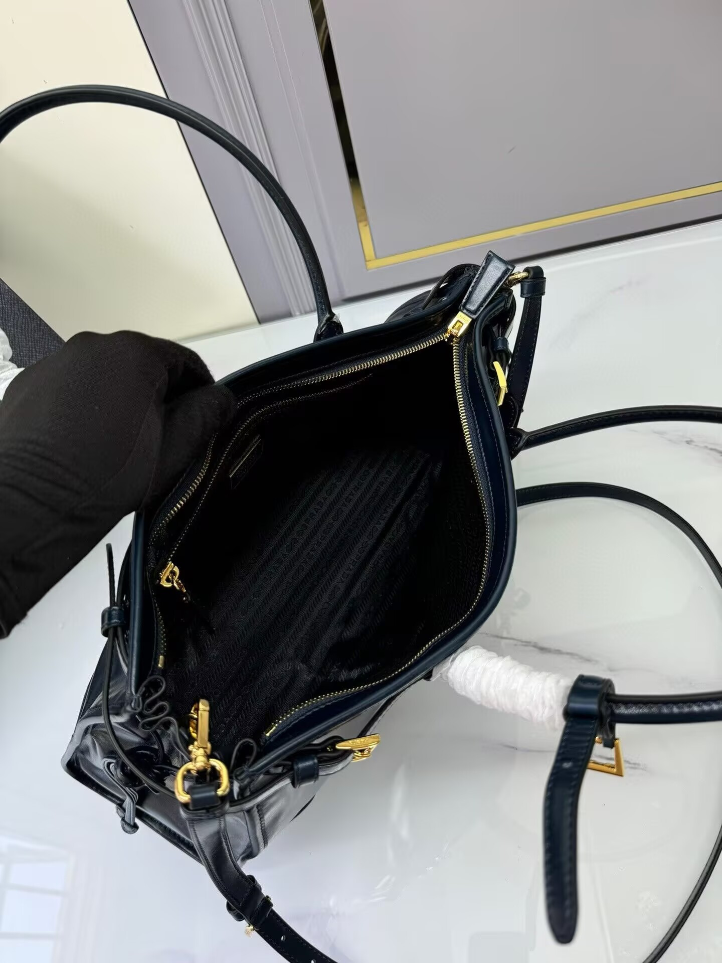 Pra*a bonnie large leather handbag in gray-blue 24x38x12cm