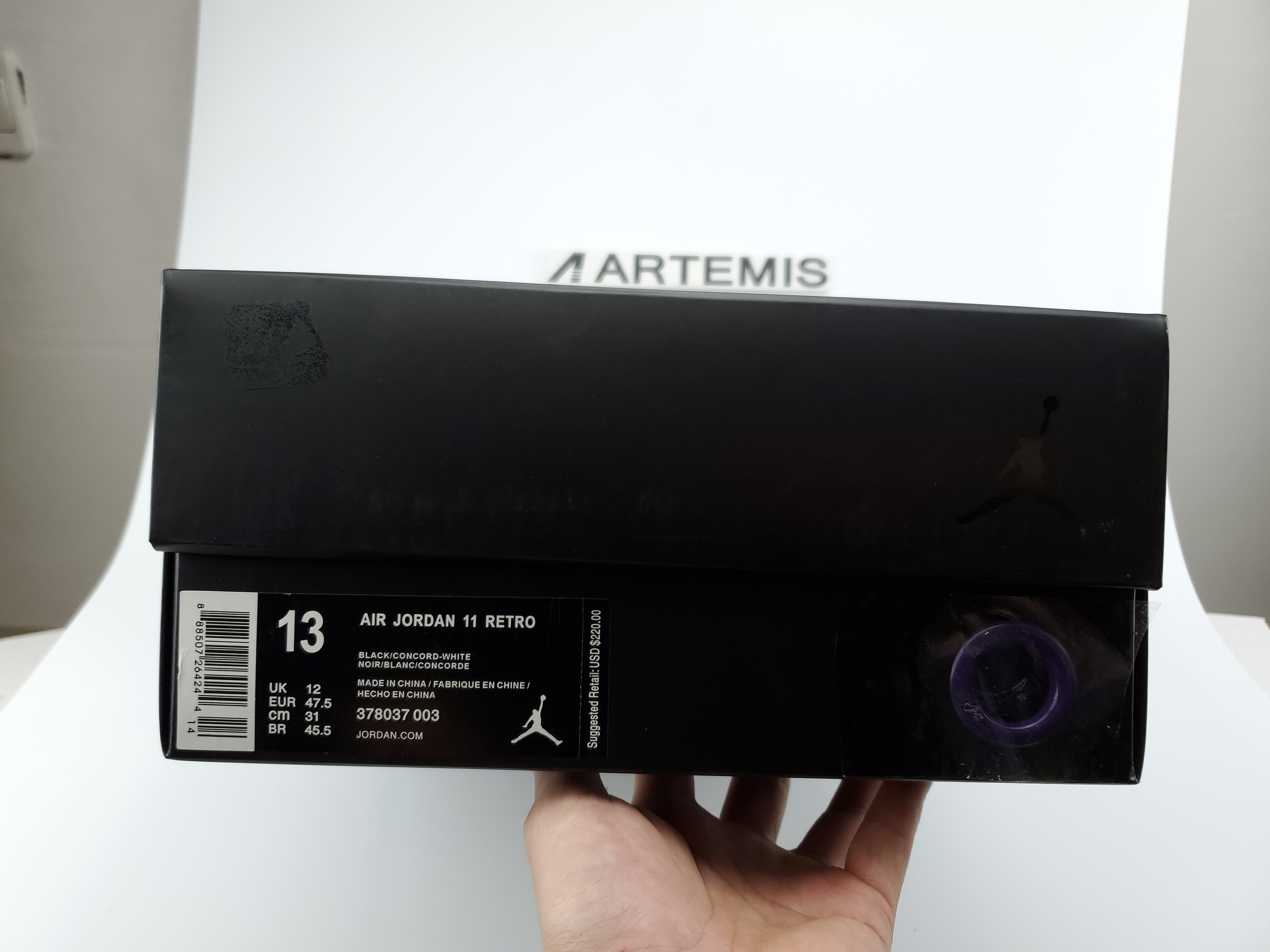 Jordan 11 Retro Space Jam (2016)