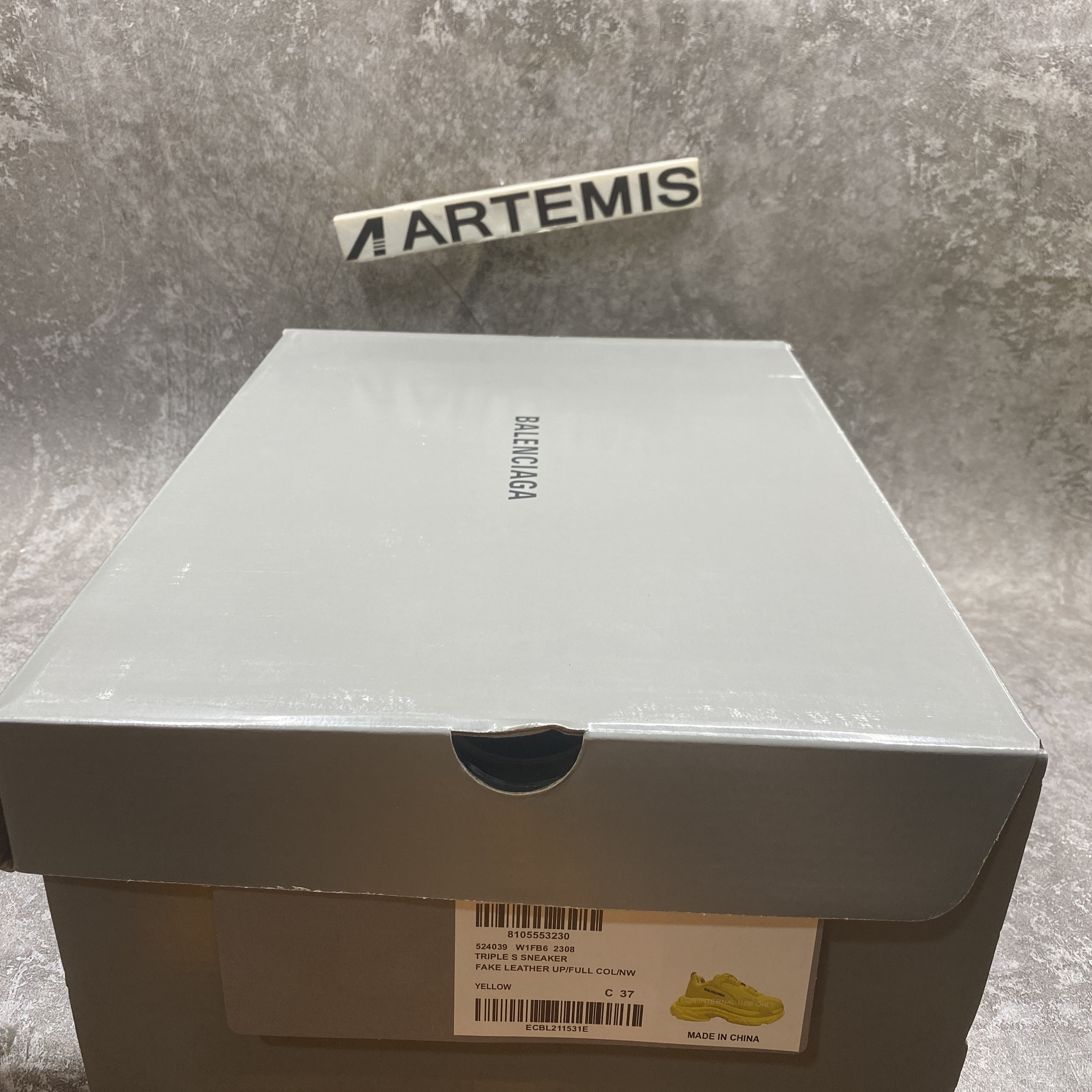 Balenciga Triple S Light Yellow