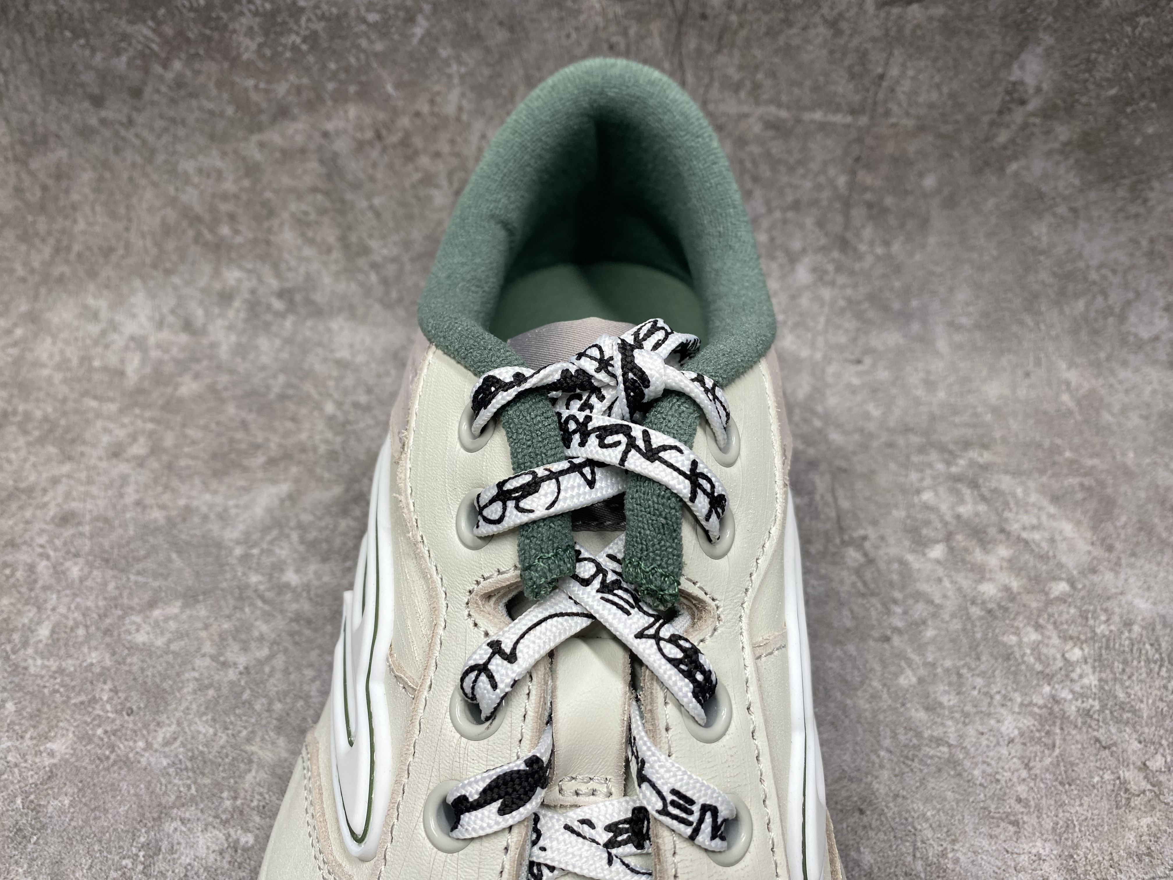 ua Ba*len*cia*ga hamptons worn-out sneaker (run one size large)