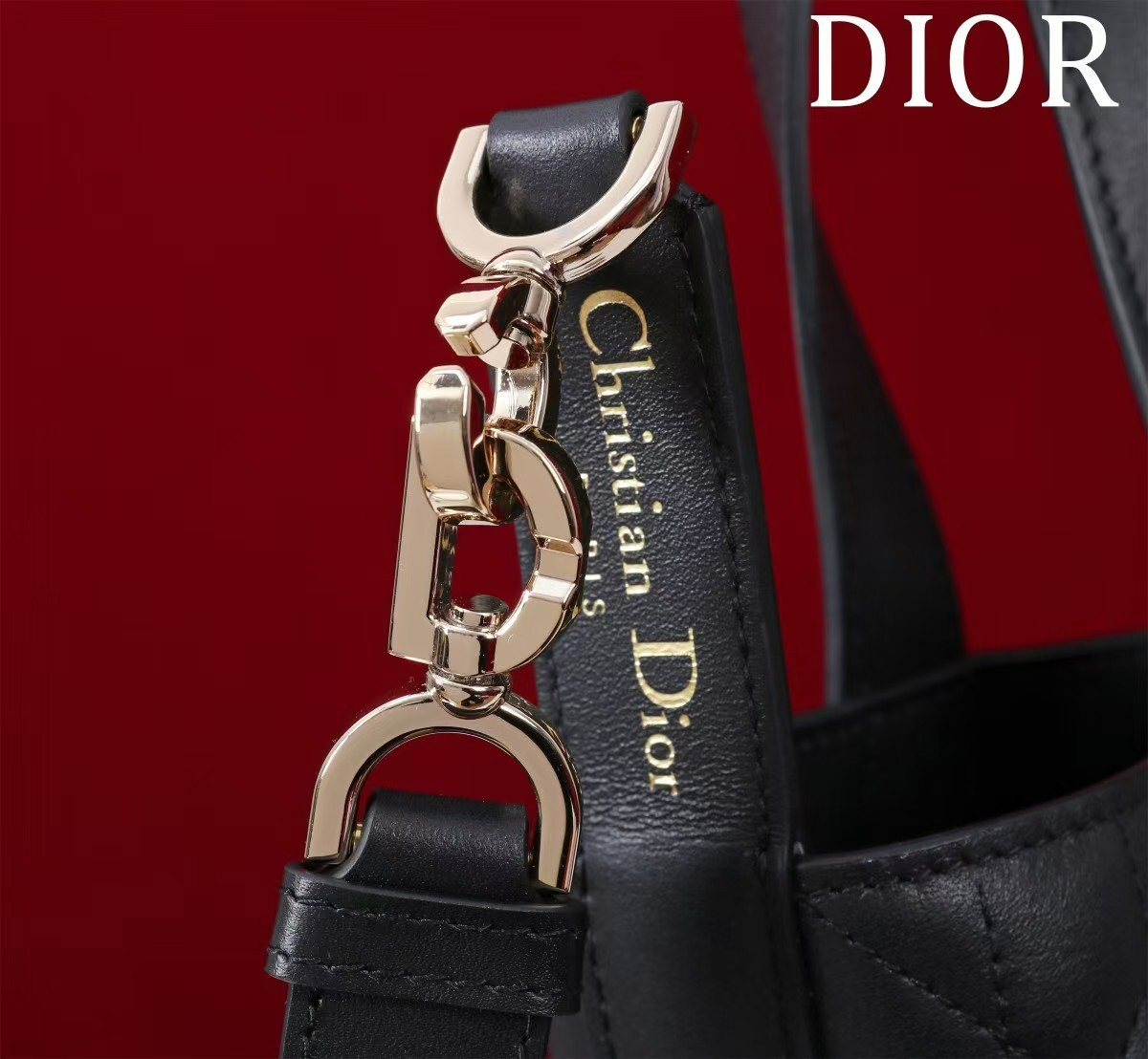 D*0r Small D*0r Toujours Vertical Tote Bag 18.5 x 18.5 x 12 cm