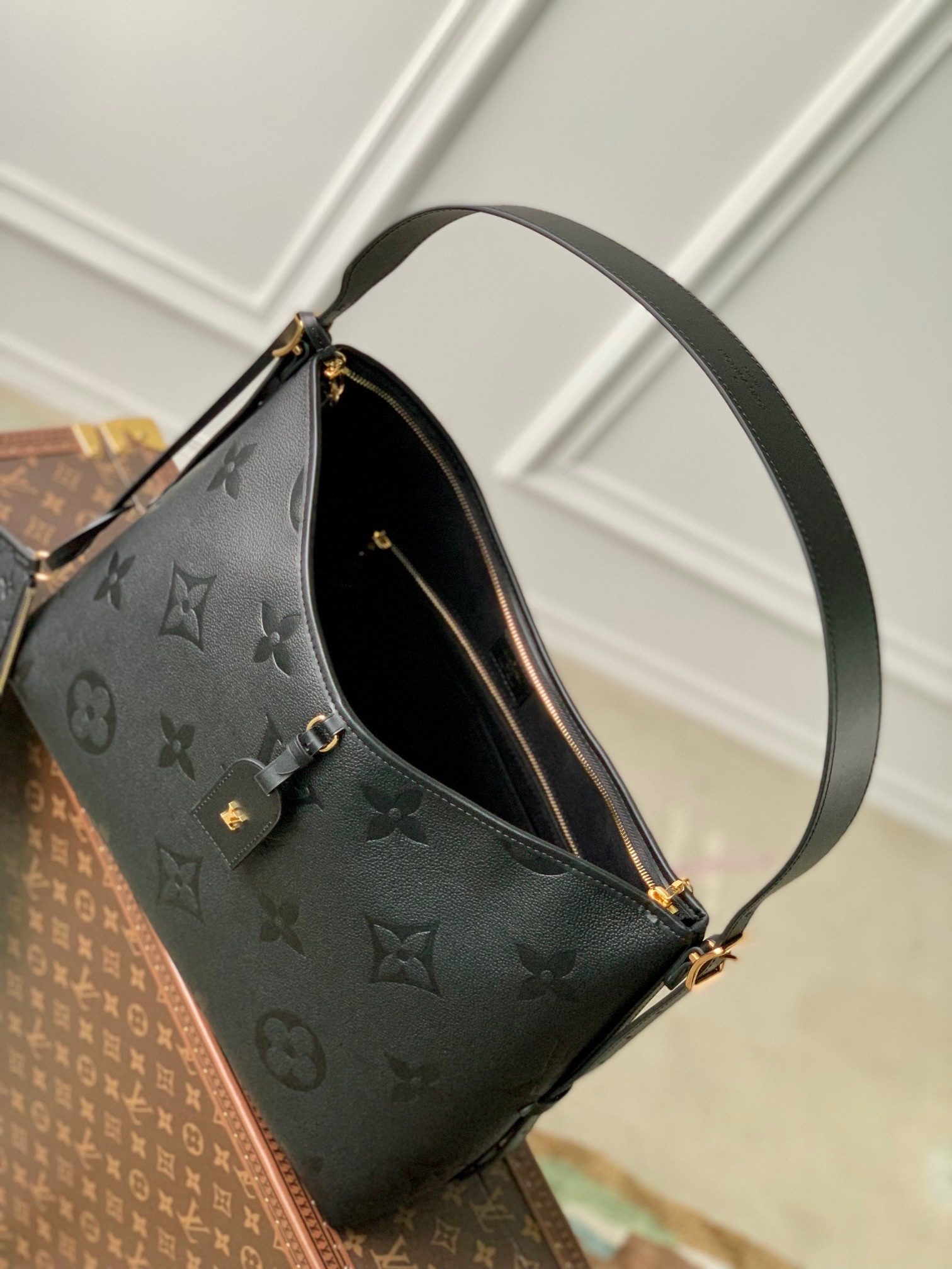 lv CarryAll MM M46289