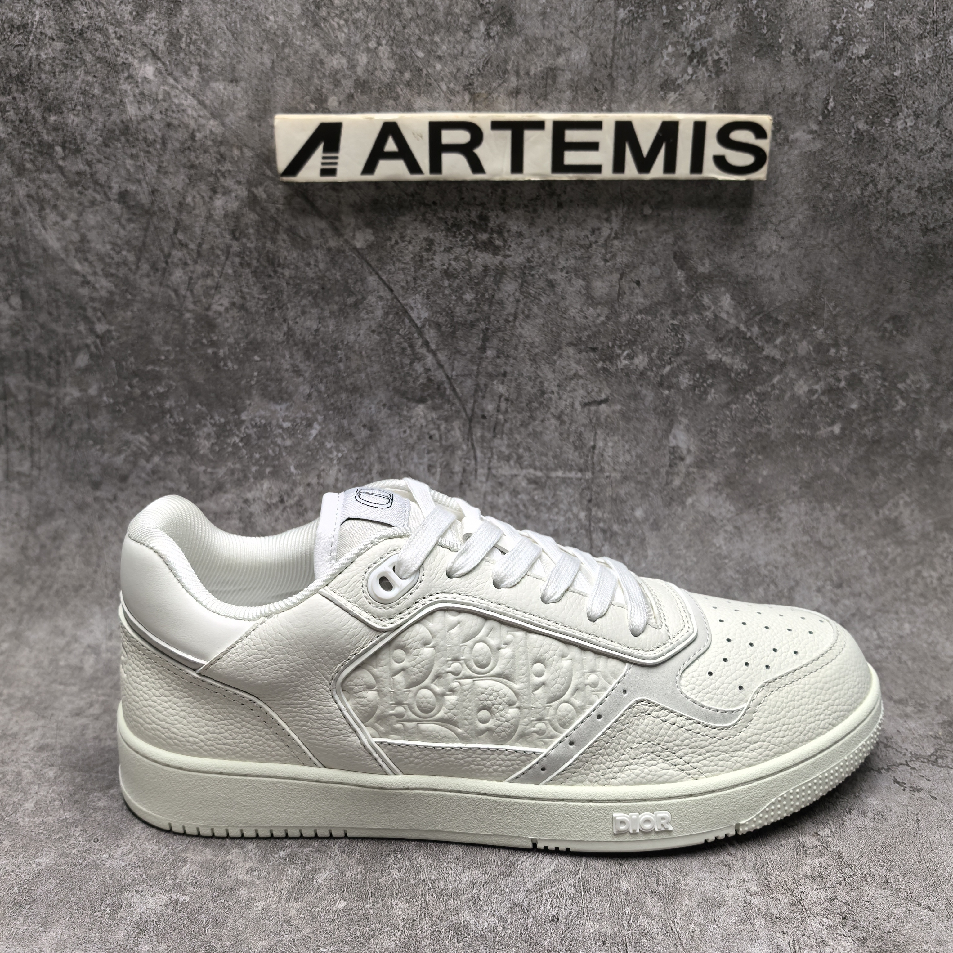 UA D*0r Sneaker