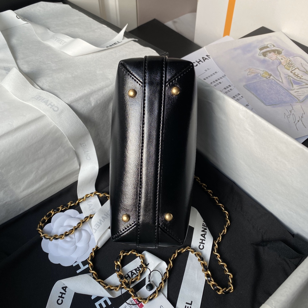 Ch*el mini bag with top handle shiny lambskin & gold-tone metal black 12 × 18 × 7 cm