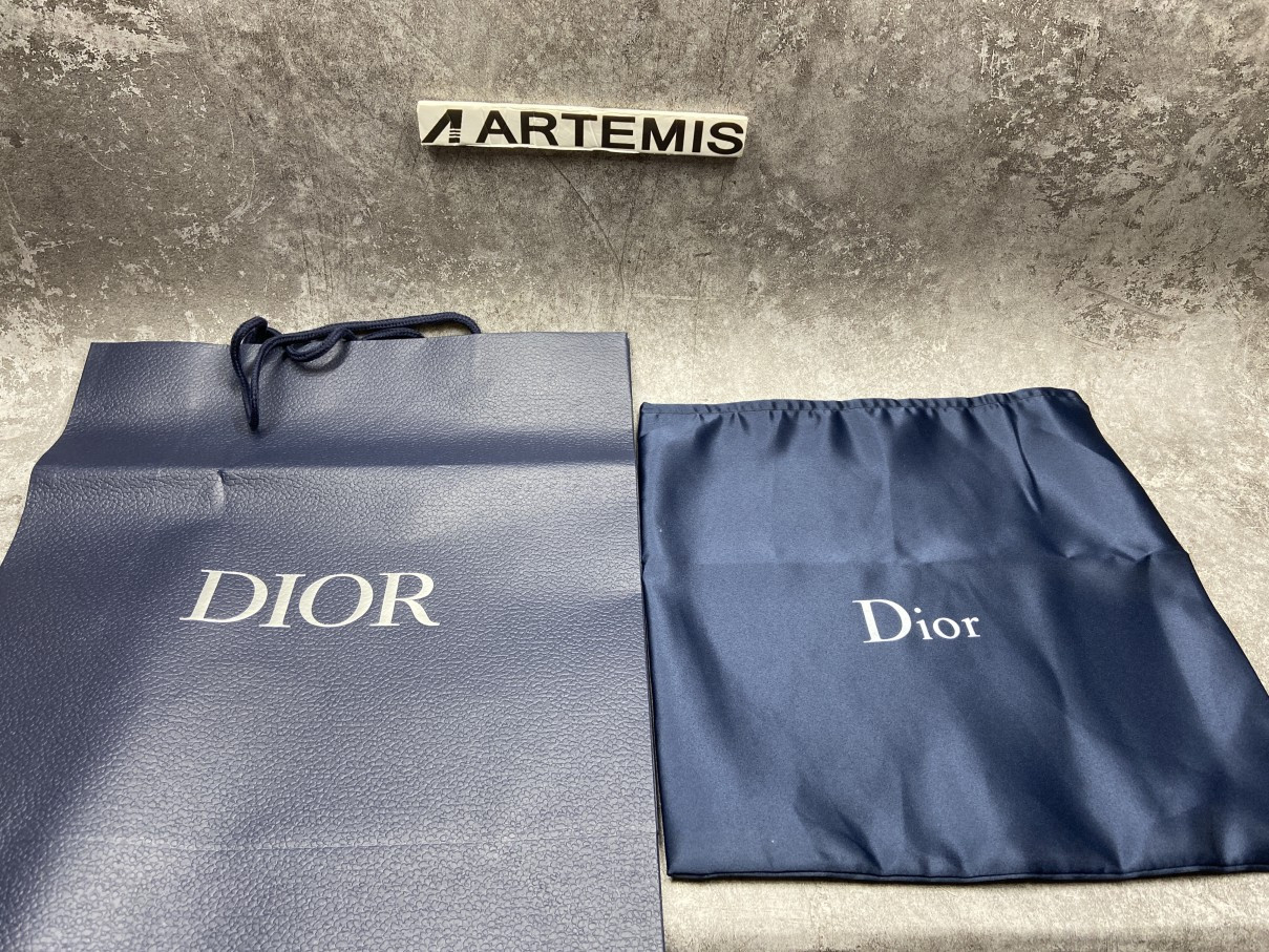 D*or and shawn b23 high top bee embroidery