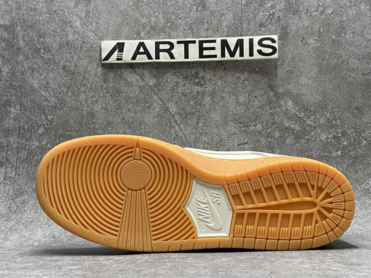 Nike Dunk Low Grey Orange