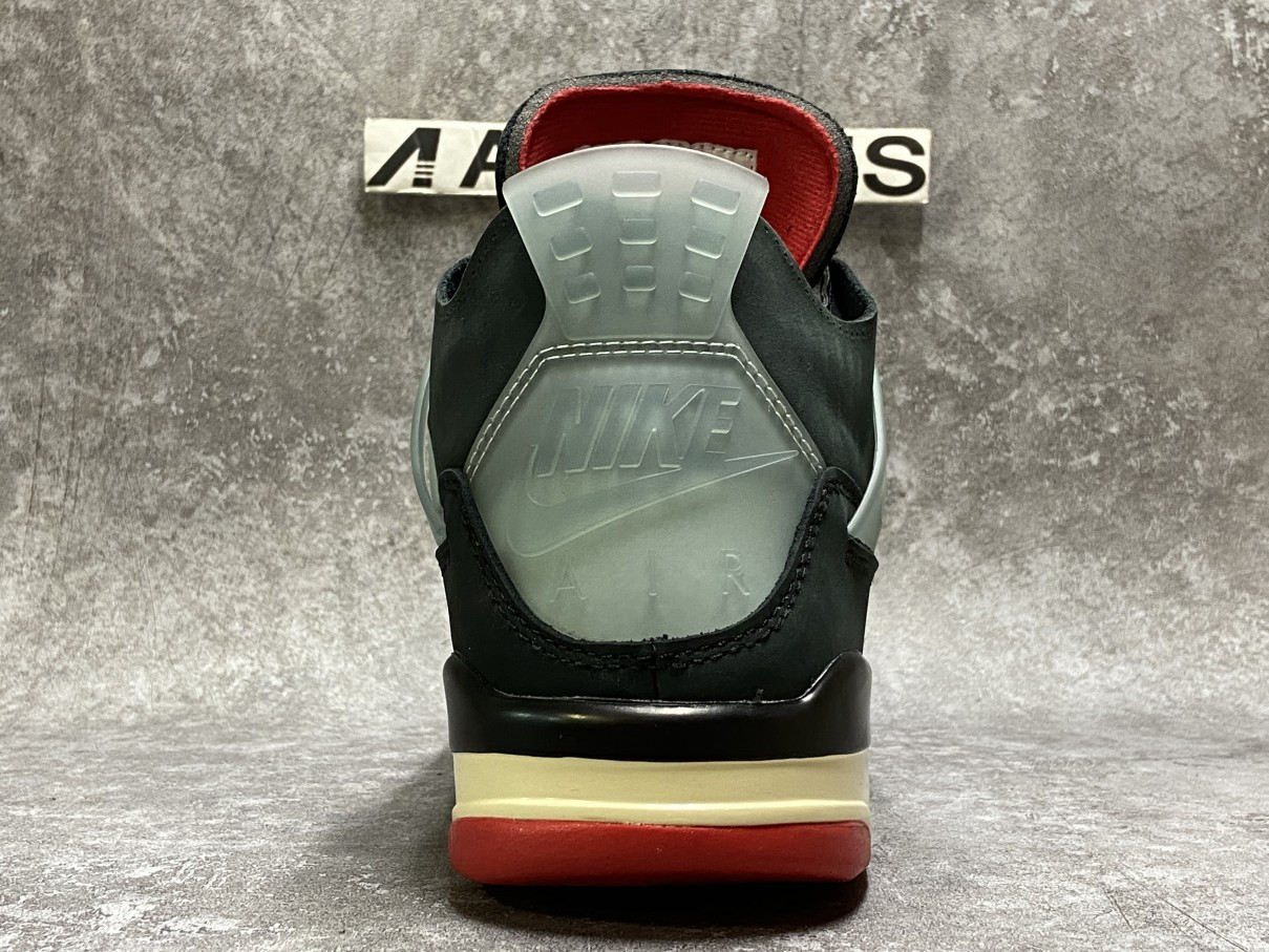 Air Jordan 4 X Off White Bred