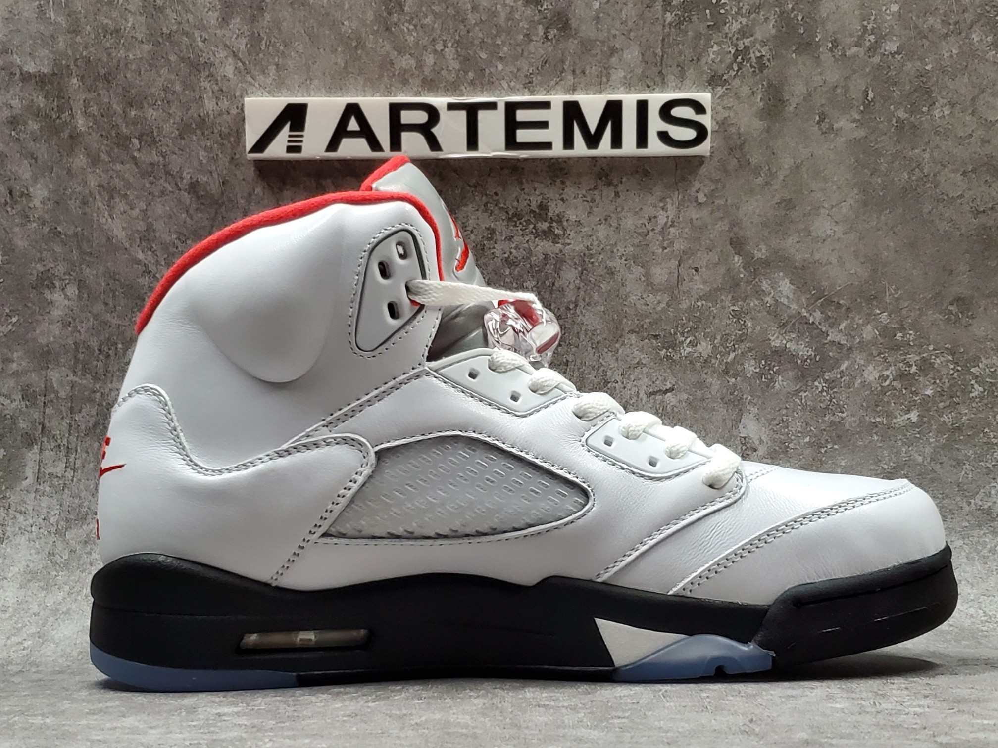 Air Jordan 5 Retro Fire Red Silver Tongue