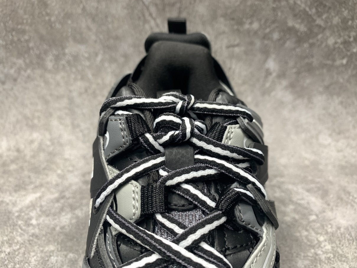 Balenciga Track Black Grey 2021