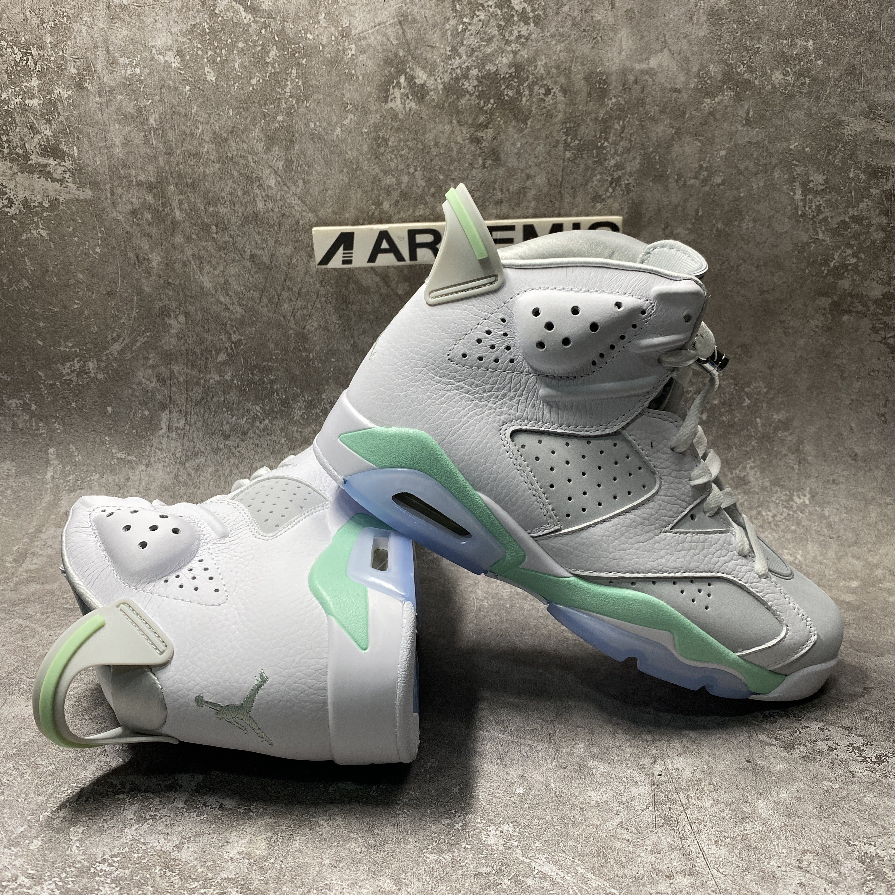 Air Jordan 6 Retro Mint Foam