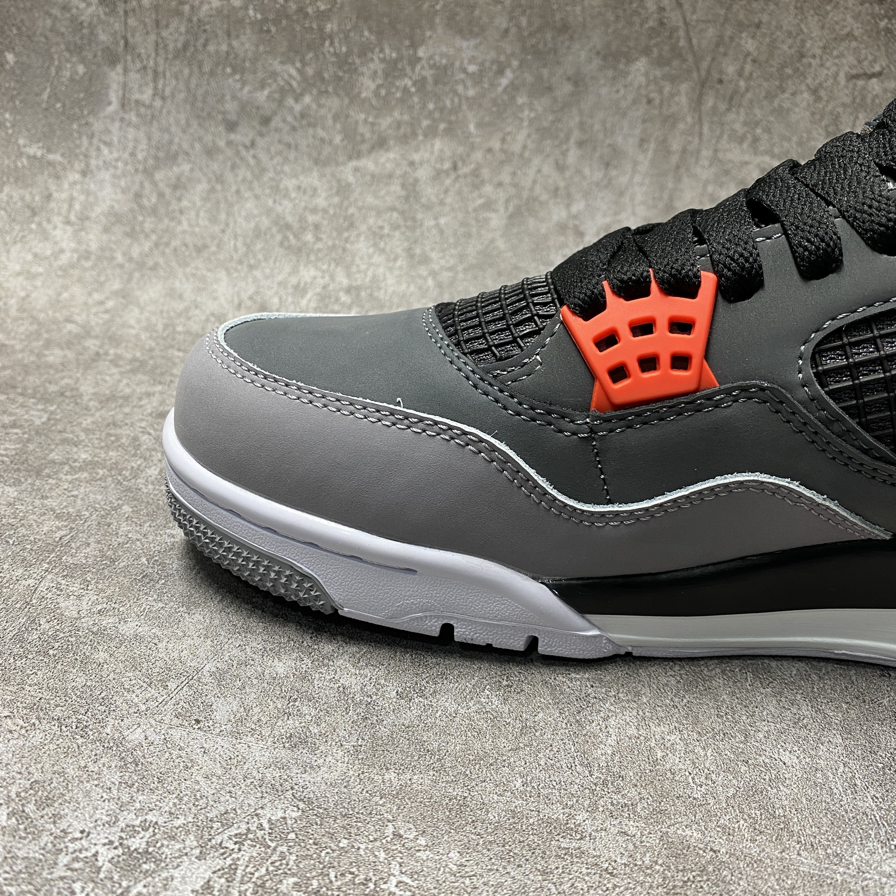 Air Jordan 4 Infrared
