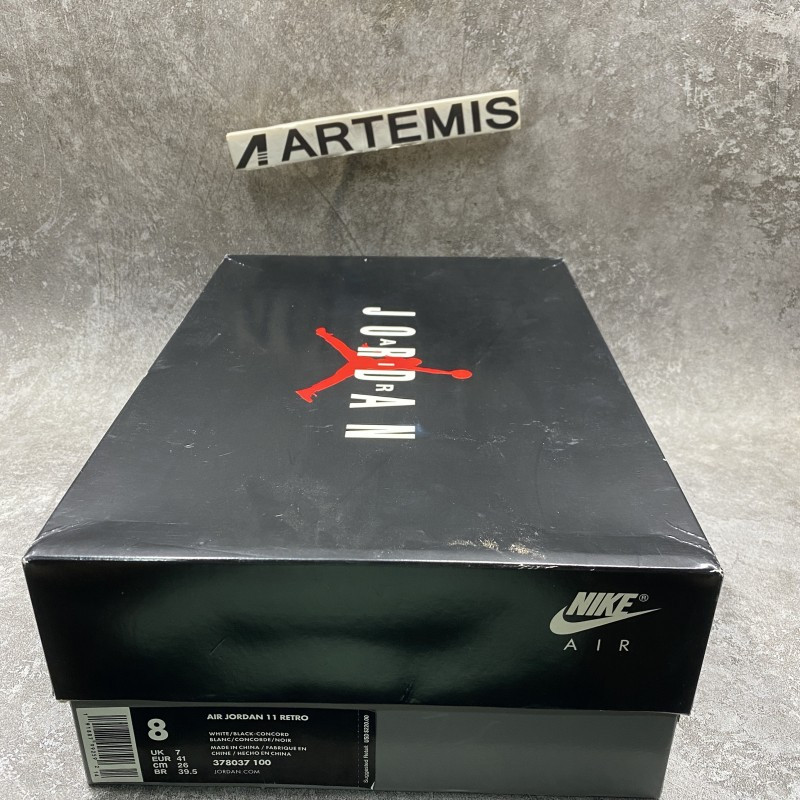 Air Jordan 11 Retro Concord (2018)