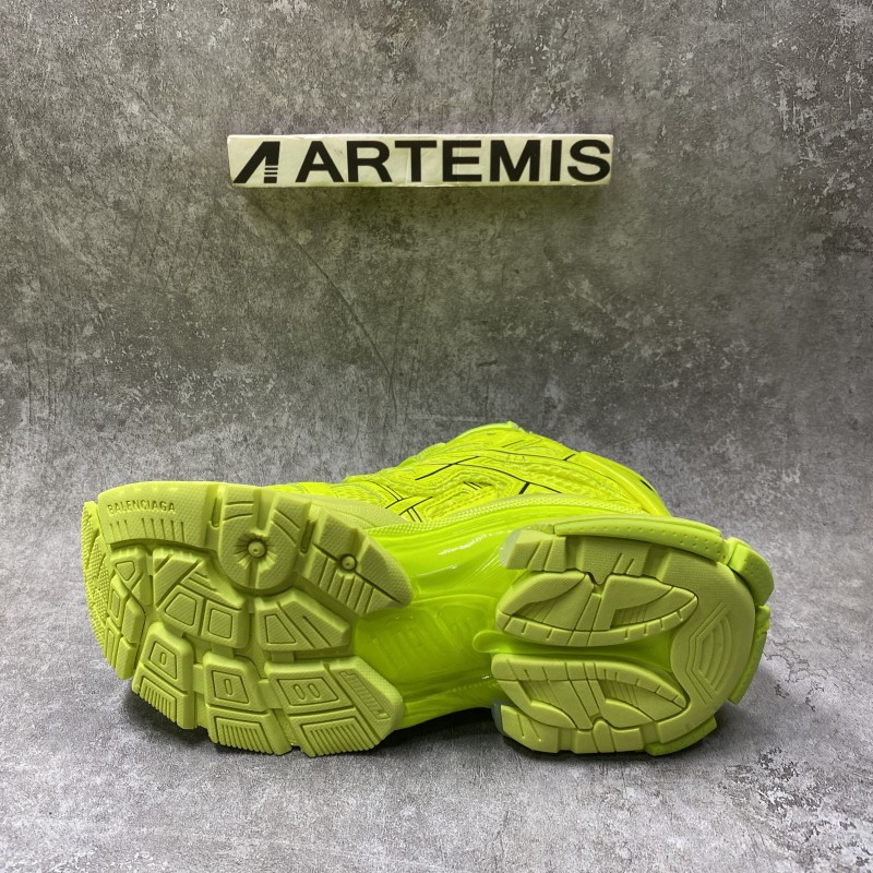 Balenciga Runner Sneaker in Neon Yellow