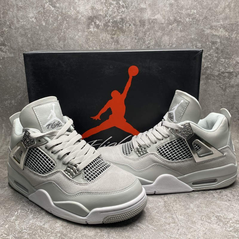 Air Jordan 4 Retro Frozen Moments