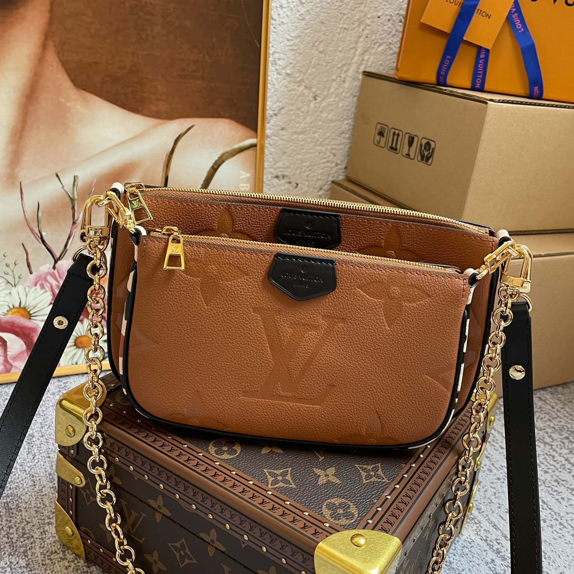 LV MULTI POCHETTE ACCESSOIRES M45839 9.4 x 5.3 x 1.6 inches