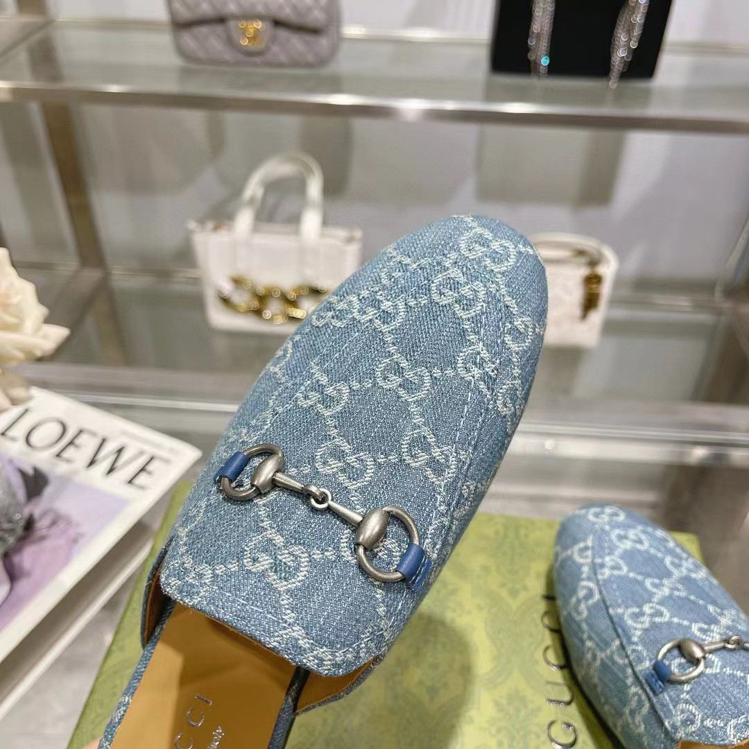 ua G*u*i princetown slipper