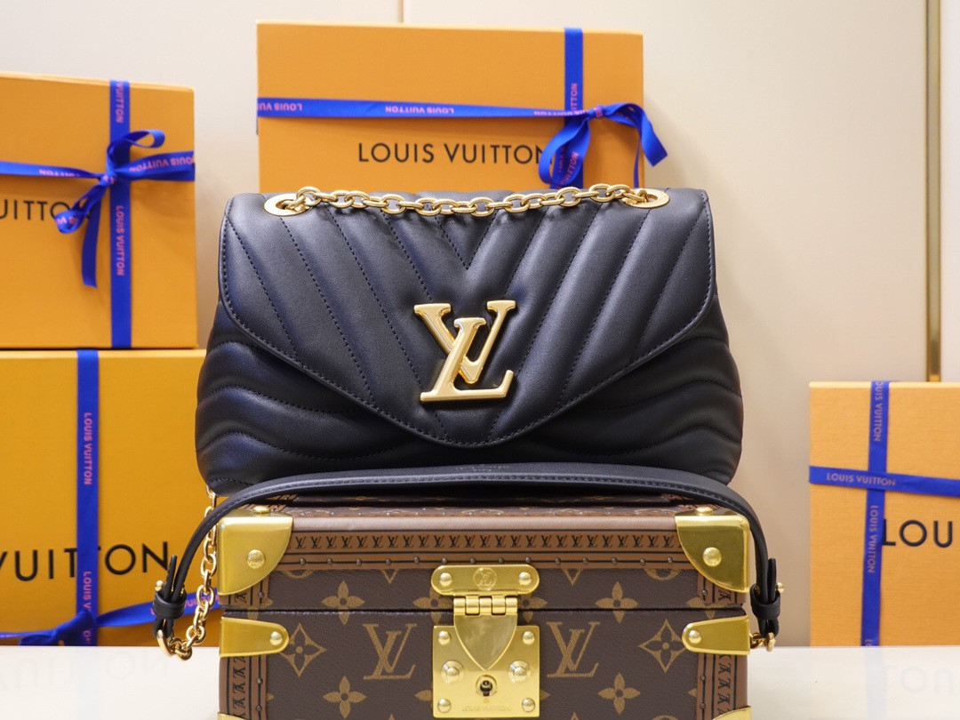 LV NEW WAVE CHAIN BAG M58552