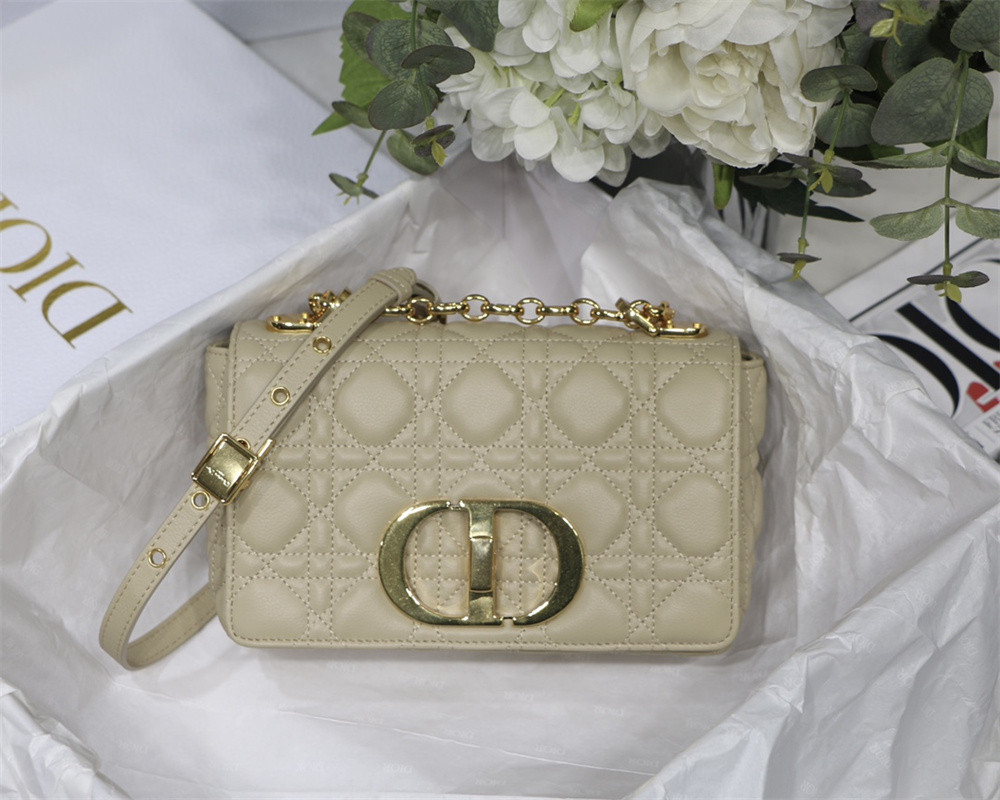 SMALL D*0r CARO BAG Beige S*pple Cannage Calfskin 20 x 12 x 7 cm