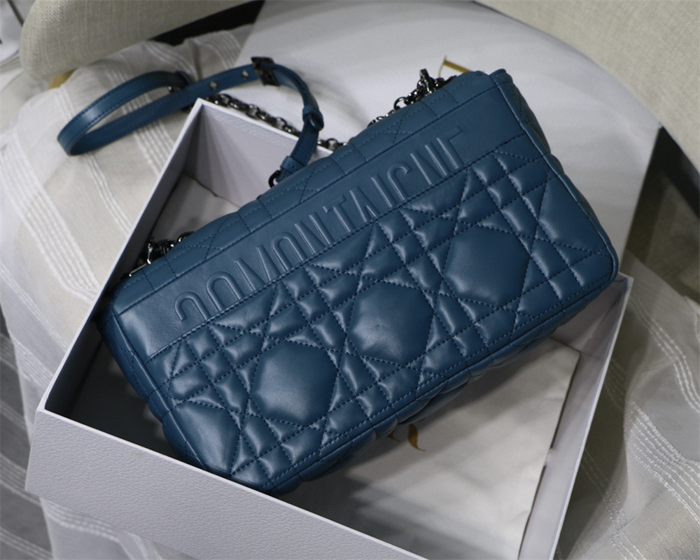 LARGE D*0r CARO BAG Navy S*pple Cannage Calfskin With Silver Hardware 29 x 18 x 10 cm