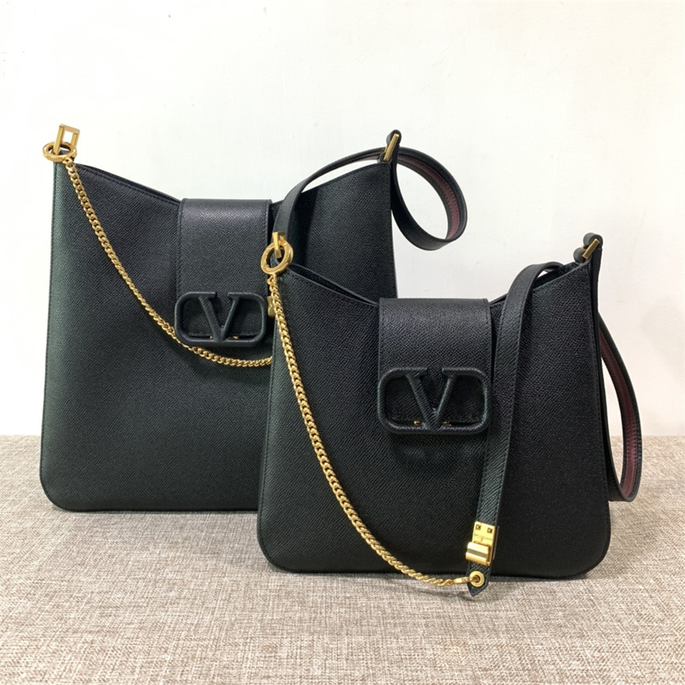 Va1e*ntin0 garavani vsling hobo bag black