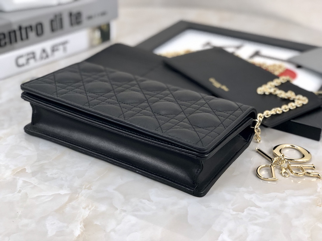 lady D*or pouch black cannage 8.5 x 4.5 x 1 inches