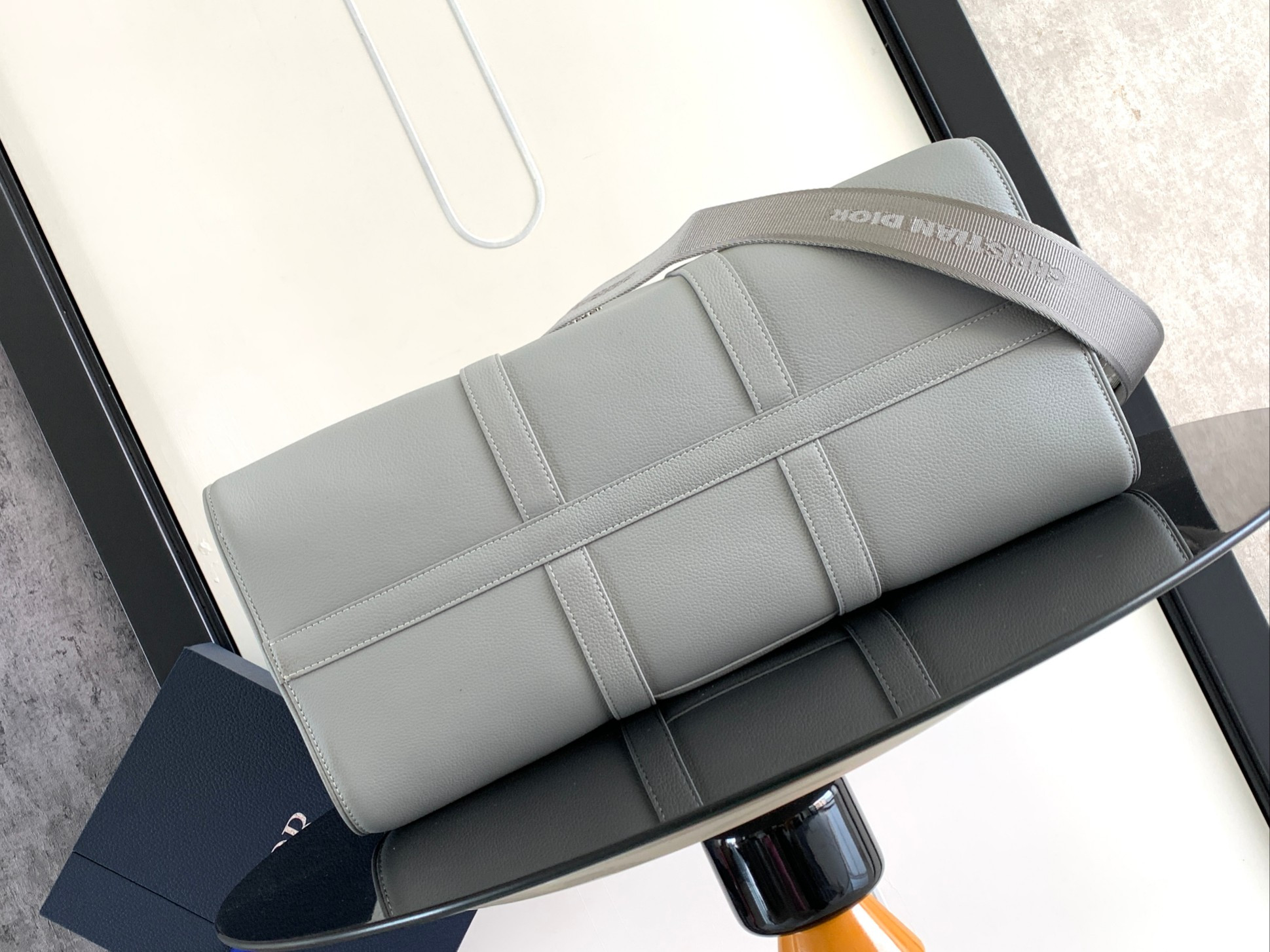 D*or lingot bag all gray 50 x 25 x 21.5 cm