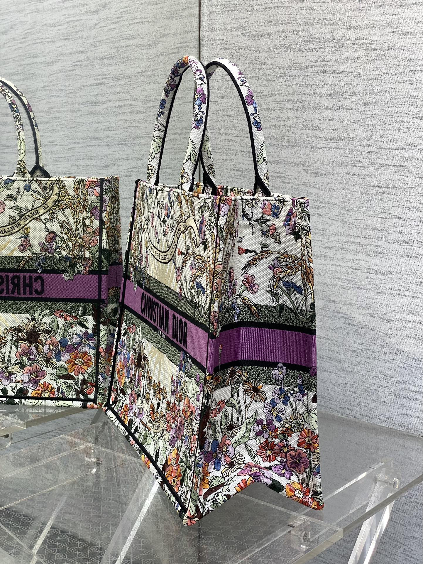 D*0r Book Tote Ecru Multicolor D*0r 4 Saisons Été Soleil Embroidery 42 x18 x35cm