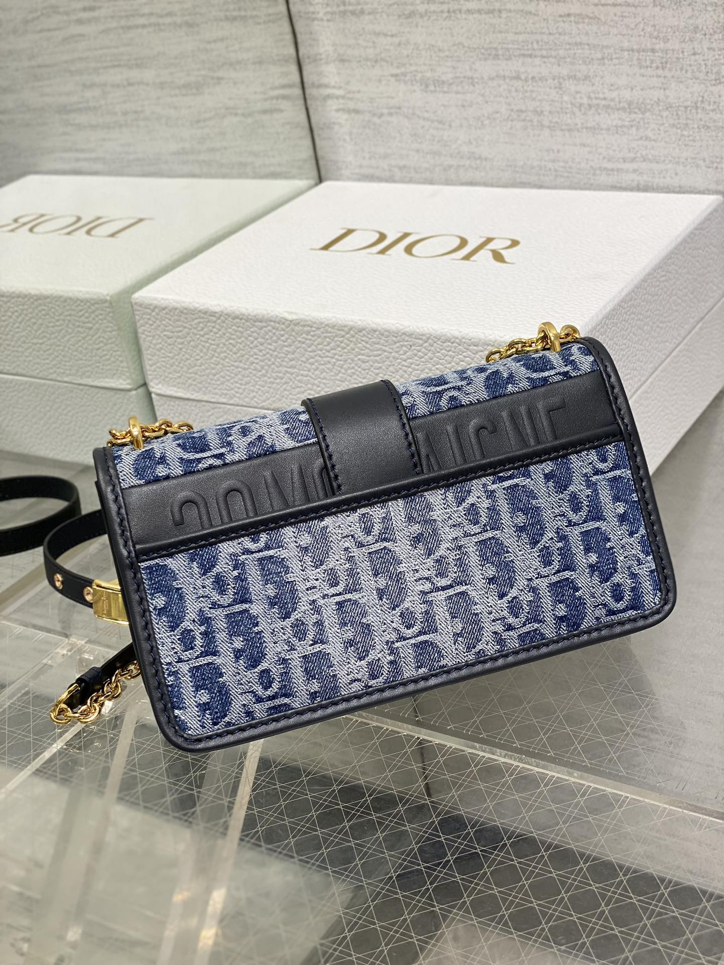 D*0r 30 Montaigne East-West Bag with Chain Blue Denim D*0r Oblique Jacquard  21 x 12 x 6 cm