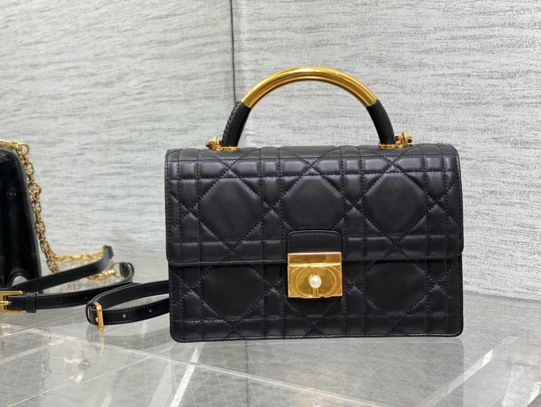 D*0r Medium D*0r Ange Bag Black Macrocannage Calfskin 26 x 17 x 9 cm