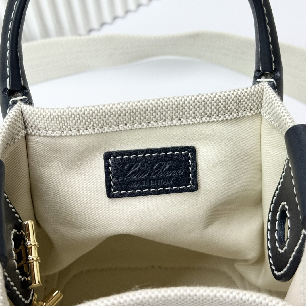 L**o p*ana micro bale bag cotton, linen 23 x 16 x 14 cm