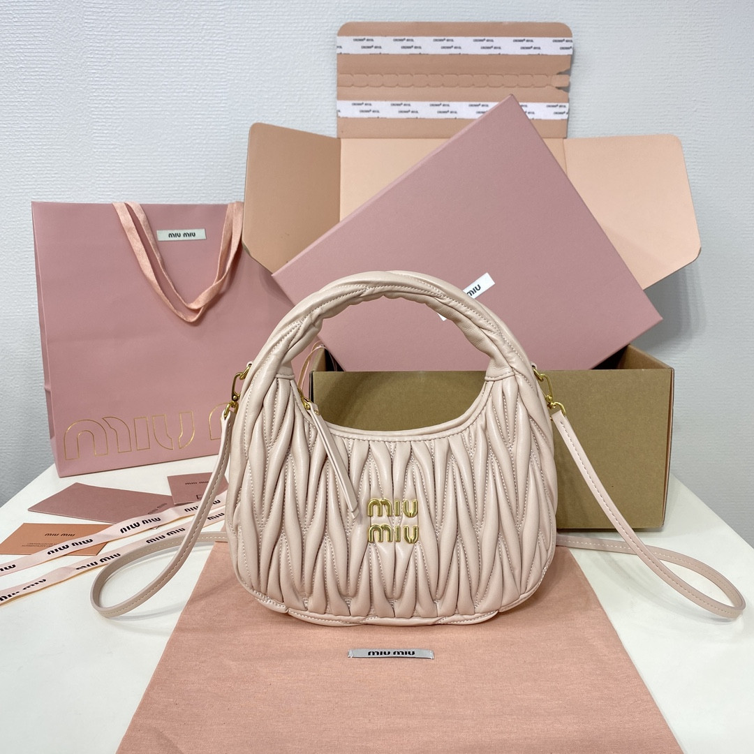 Miu Miu Wander matelassé nappa leather hobo bag 17x20x6cm