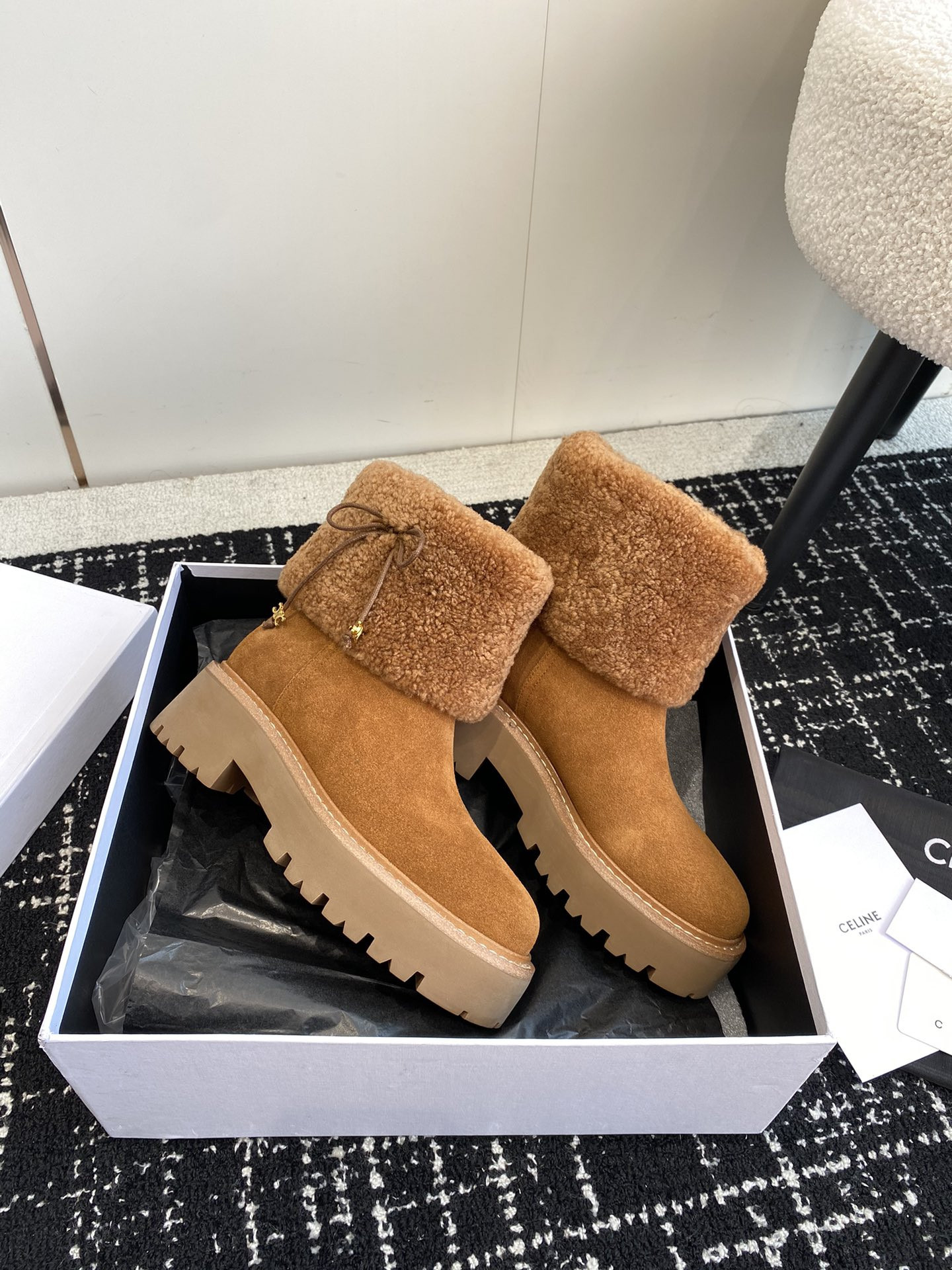 UA Ce**e Boot