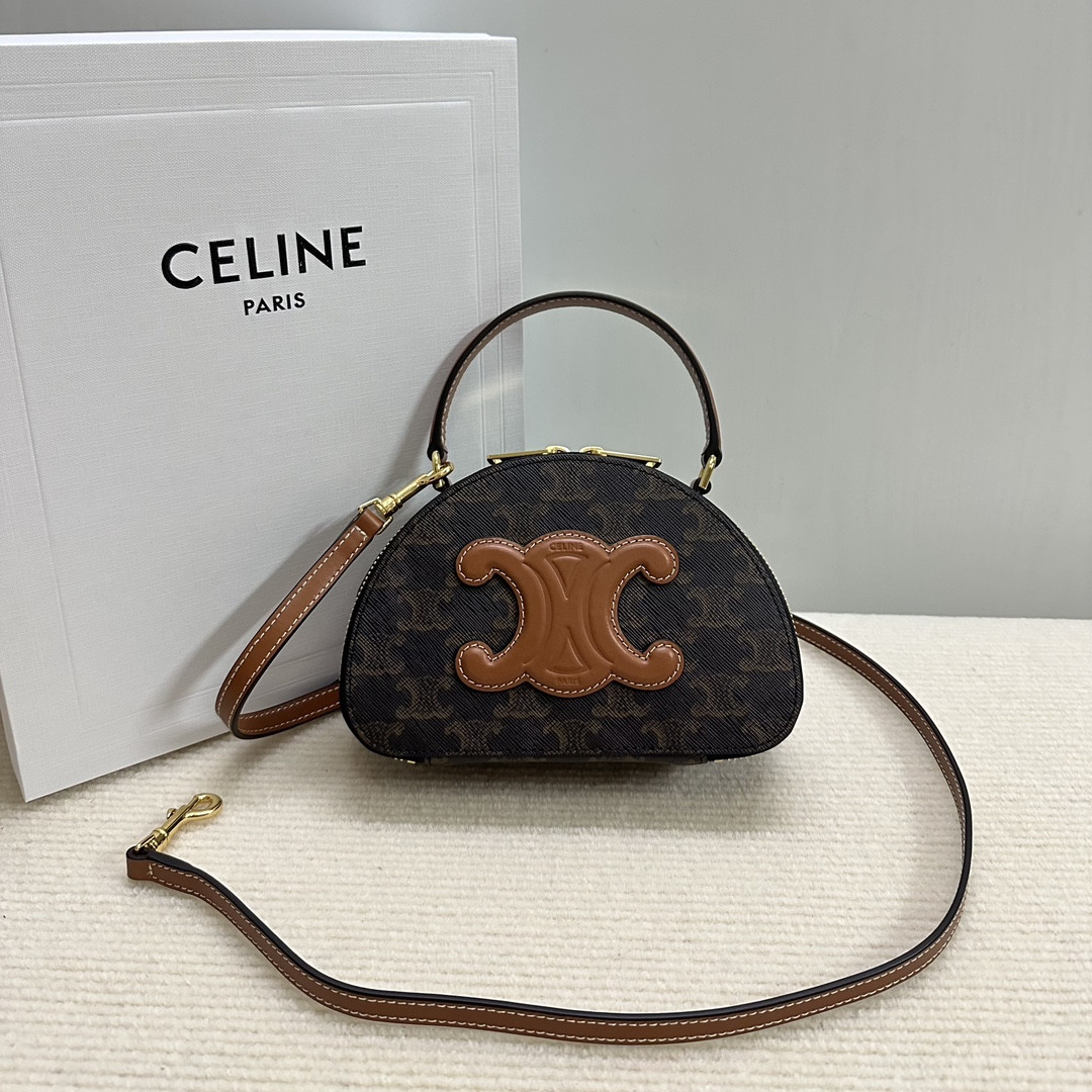 Ce**e HALF MOON CASE IN triomphe canvas and calfskin 17.5x12x6cm