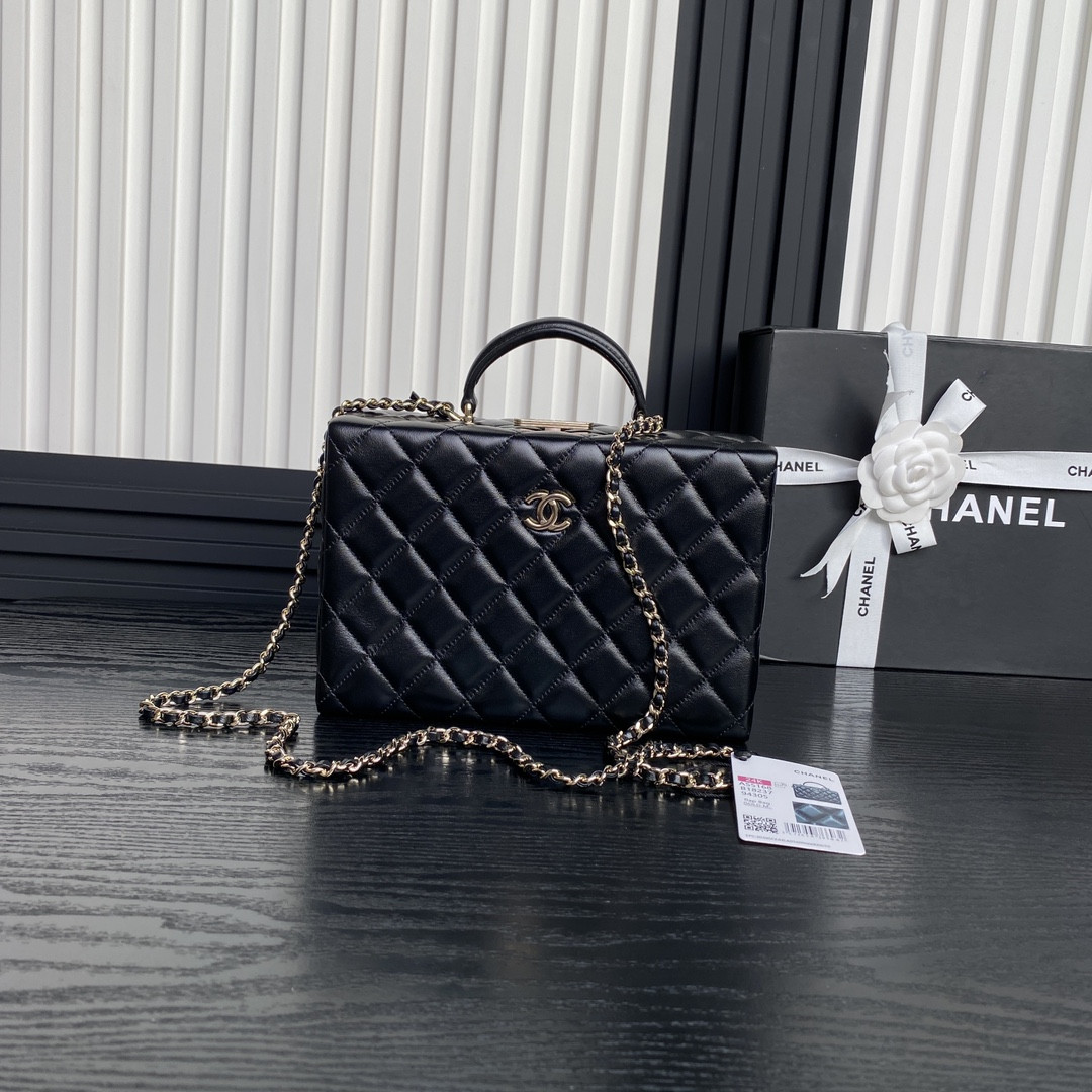 Ch*el Box bag 15x22x7.5cm