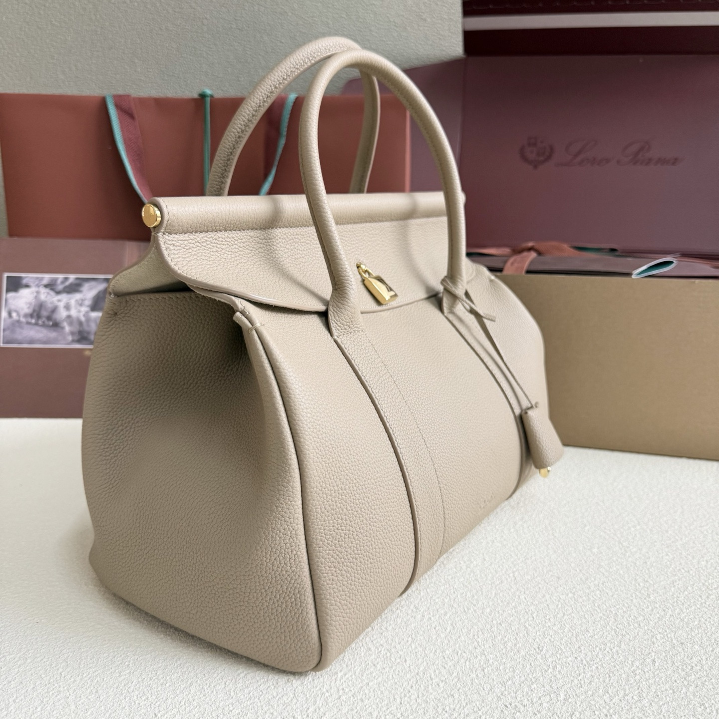 L**o p*ana loom l32 calfskin 33x23x18cm